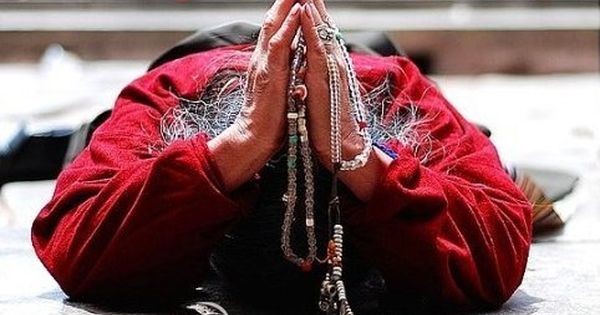 buddhist prostrations edited